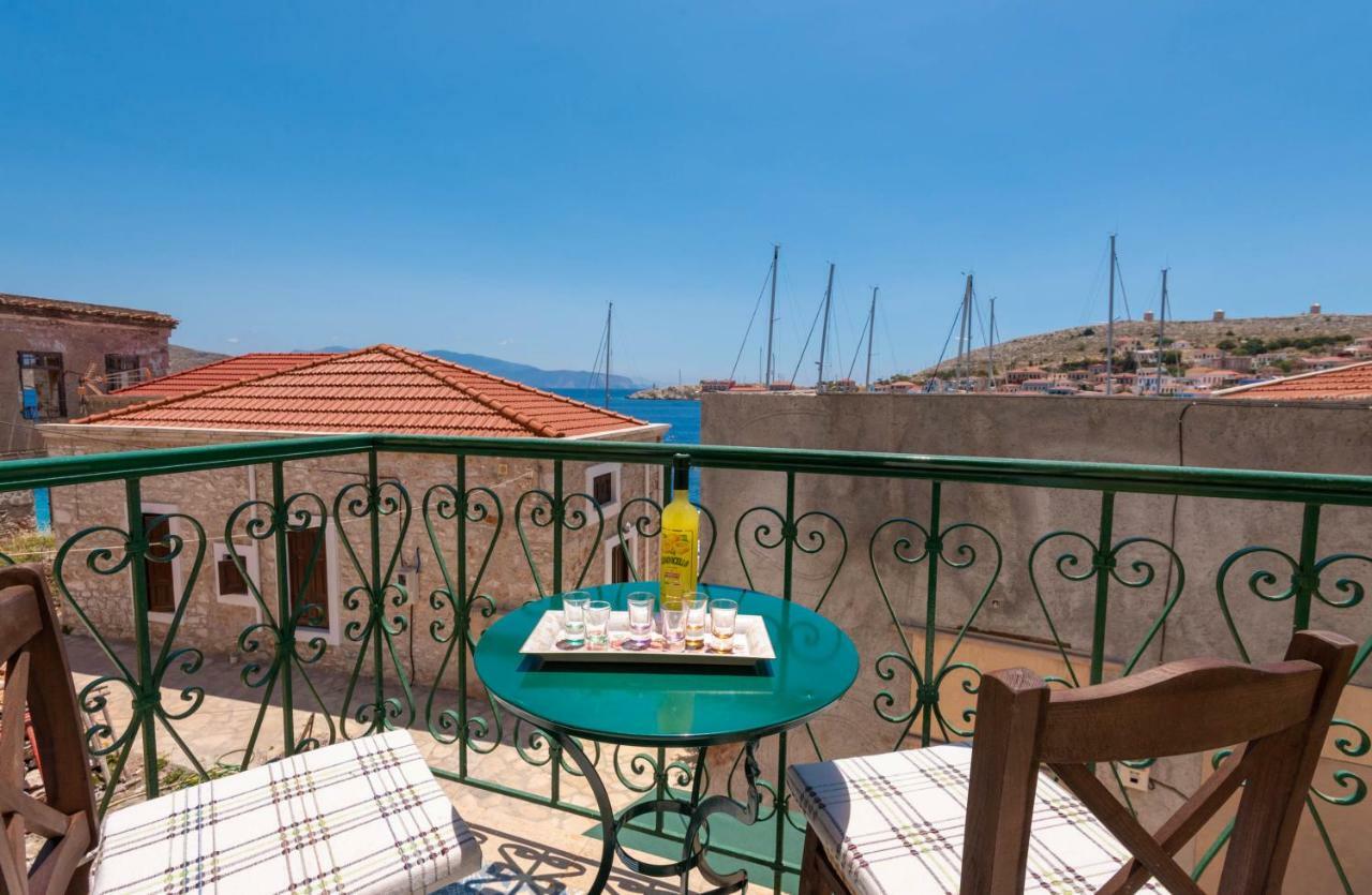 Matinas House Apartment Chalki Town Екстериор снимка